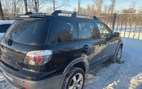 Mitsubishi Outlander III рестайлинг 3, 2004 год, 950 000 рублей, 4 фотография