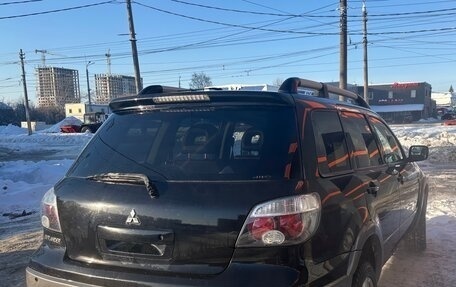 Mitsubishi Outlander III рестайлинг 3, 2004 год, 950 000 рублей, 9 фотография