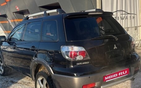 Mitsubishi Outlander III рестайлинг 3, 2004 год, 950 000 рублей, 13 фотография