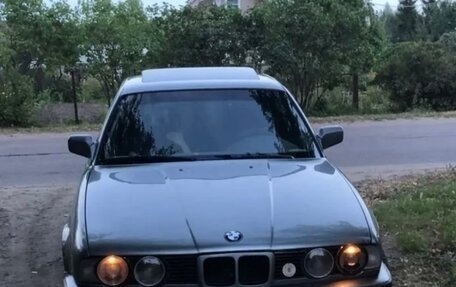 BMW 5 серия, 1990 год, 260 000 рублей, 7 фотография