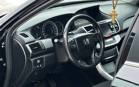 Honda Accord IX рестайлинг, 2013 год, 1 300 000 рублей, 10 фотография