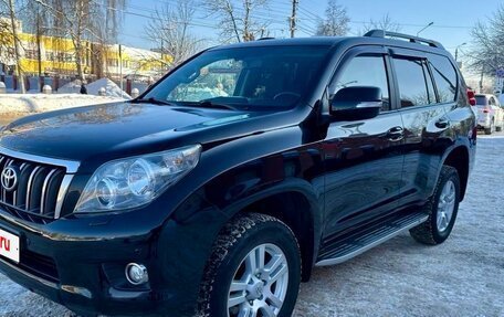 Toyota Land Cruiser Prado 150 рестайлинг 2, 2011 год, 2 675 000 рублей, 2 фотография