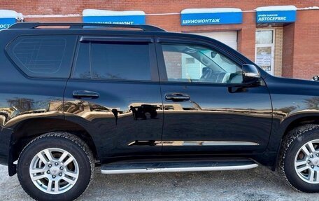 Toyota Land Cruiser Prado 150 рестайлинг 2, 2011 год, 2 675 000 рублей, 7 фотография