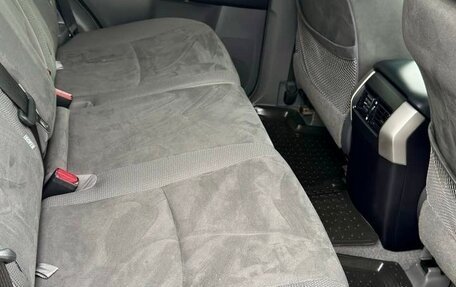 Toyota Land Cruiser Prado 150 рестайлинг 2, 2011 год, 2 675 000 рублей, 15 фотография