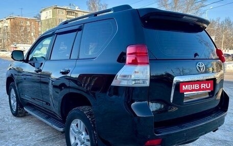 Toyota Land Cruiser Prado 150 рестайлинг 2, 2011 год, 2 675 000 рублей, 5 фотография