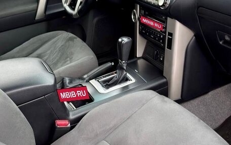 Toyota Land Cruiser Prado 150 рестайлинг 2, 2011 год, 2 675 000 рублей, 14 фотография