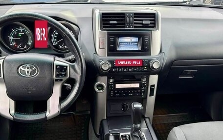 Toyota Land Cruiser Prado 150 рестайлинг 2, 2011 год, 2 675 000 рублей, 22 фотография