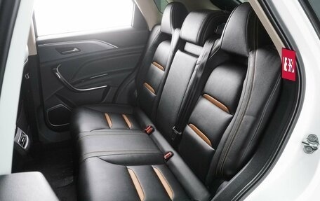 FAW Bestune T77, 2024 год, 1 999 000 рублей, 9 фотография