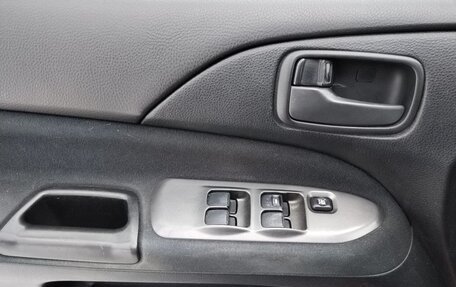 Mitsubishi Lancer IX, 2005 год, 350 000 рублей, 24 фотография