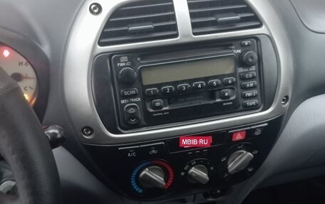 Toyota RAV4, 2002 год, 670 000 рублей, 5 фотография