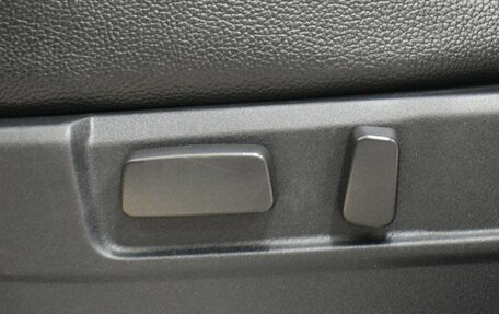 Mitsubishi Outlander III рестайлинг 3, 2016 год, 1 699 000 рублей, 13 фотография