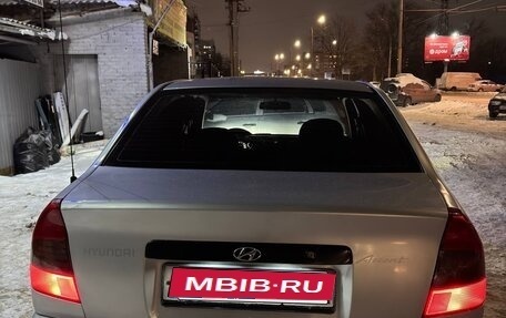 Hyundai Accent II, 2004 год, 255 000 рублей, 2 фотография