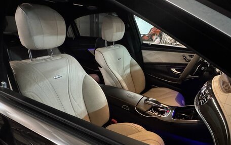 Mercedes-Benz S-Класс AMG, 2017 год, 9 000 000 рублей, 25 фотография