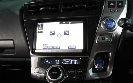 Toyota Prius Alpha I (ZVW40/41), 2014 год, 1 469 000 рублей, 12 фотография