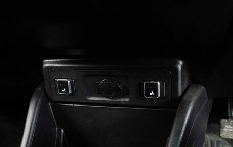 Toyota Prius Alpha I (ZVW40/41), 2014 год, 1 469 000 рублей, 20 фотография