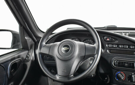 Chevrolet Niva I рестайлинг, 2017 год, 559 000 рублей, 15 фотография