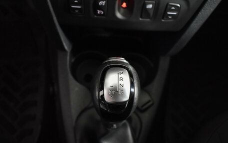 Renault Sandero II рестайлинг, 2016 год, 890 000 рублей, 16 фотография