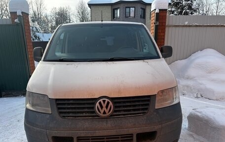 Volkswagen Caravelle T5, 2009 год, 1 700 000 рублей, 1 фотография