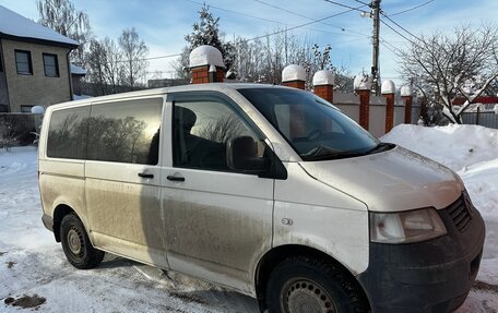 Volkswagen Caravelle T5, 2009 год, 1 700 000 рублей, 3 фотография