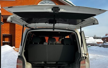 Volkswagen Caravelle T5, 2009 год, 1 700 000 рублей, 7 фотография