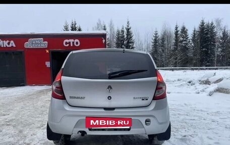 Renault Sandero I, 2013 год, 599 999 рублей, 3 фотография