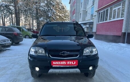Chevrolet Niva I рестайлинг, 2011 год, 600 000 рублей, 12 фотография