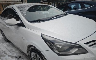 Hyundai Solaris II рестайлинг, 2015 год, 560 000 рублей, 1 фотография