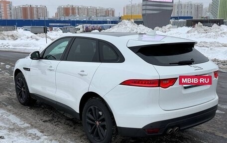 Jaguar F-Pace, 2016 год, 2 350 000 рублей, 3 фотография