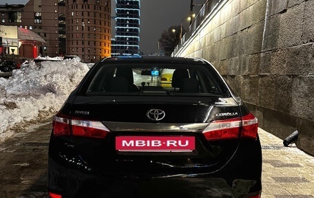 Toyota Corolla, 2015 год, 1 370 000 рублей, 6 фотография