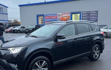 Toyota RAV4, 2017 год, 2 500 000 рублей, 2 фотография