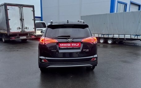 Toyota RAV4, 2017 год, 2 500 000 рублей, 5 фотография