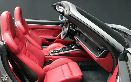 Porsche 911, 2023 год, 24 200 000 рублей, 13 фотография