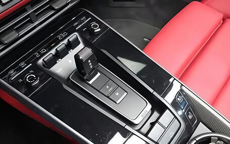 Porsche 911, 2023 год, 24 200 000 рублей, 12 фотография