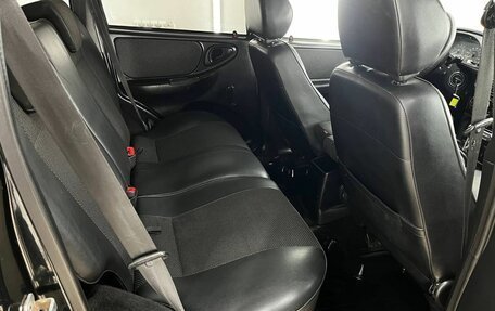 Chevrolet Niva I рестайлинг, 2011 год, 429 000 рублей, 21 фотография