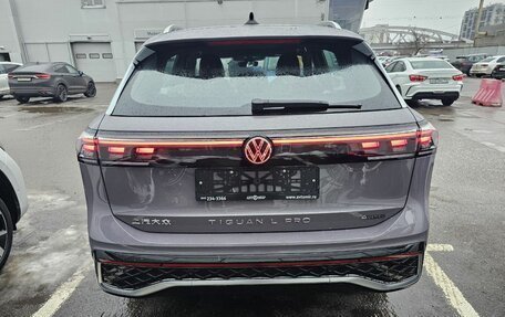 Volkswagen Tiguan, 2025 год, 4 940 000 рублей, 7 фотография