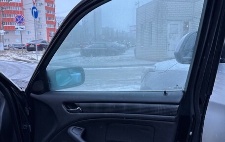 BMW 3 серия, 2002 год, 595 000 рублей, 15 фотография