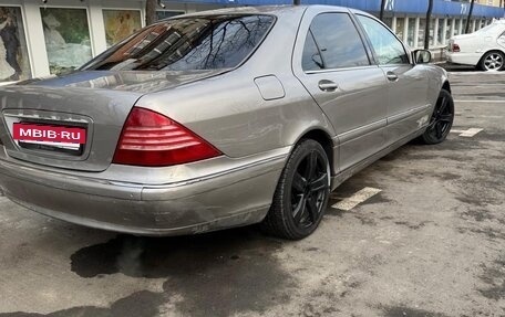 Mercedes-Benz S-Класс, 2003 год, 590 000 рублей, 3 фотография