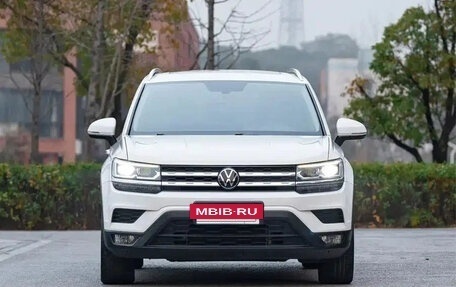 Volkswagen Tharu, 2022 год, 1 844 123 рублей, 2 фотография