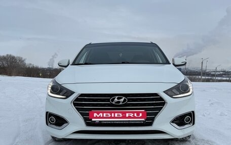 Hyundai Solaris II рестайлинг, 2019 год, 1 450 000 рублей, 2 фотография