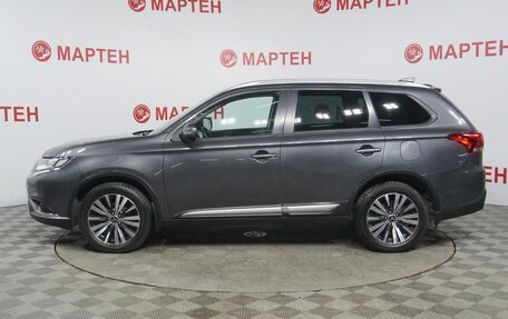 Mitsubishi Outlander III рестайлинг 3, 2019 год, 2 620 000 рублей, 8 фотография