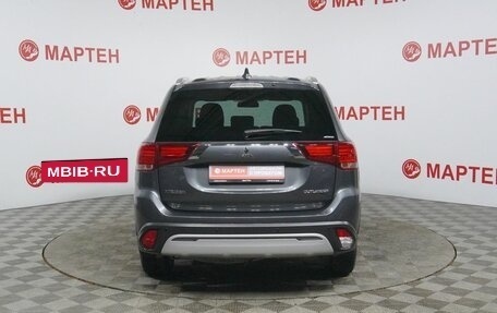 Mitsubishi Outlander III рестайлинг 3, 2019 год, 2 620 000 рублей, 6 фотография