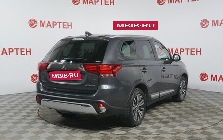 Mitsubishi Outlander III рестайлинг 3, 2019 год, 2 620 000 рублей, 5 фотография