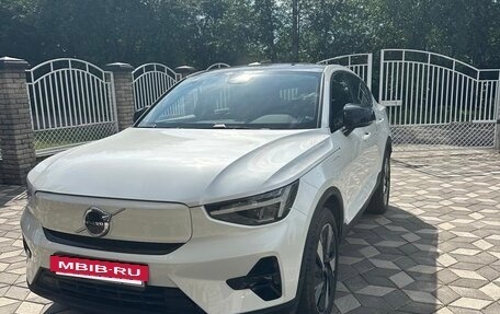 Volvo C40, 2023 год, 5 699 000 рублей, 3 фотография