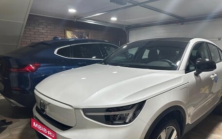 Volvo C40, 2023 год, 5 699 000 рублей, 2 фотография