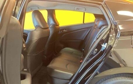 Toyota Prius IV XW50, 2022 год, 1 650 000 рублей, 9 фотография