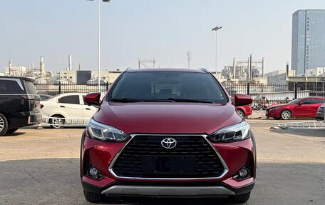 Toyota Yaris XP150 рестайлинг, 2022 год, 1 199 099 рублей, 2 фотография