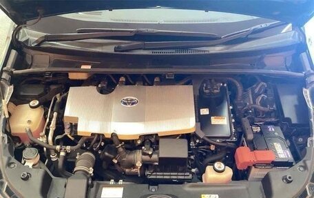 Toyota Prius IV XW50, 2022 год, 1 650 000 рублей, 20 фотография