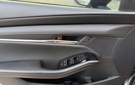 Mazda 3, 2022 год, 1 305 000 рублей, 13 фотография