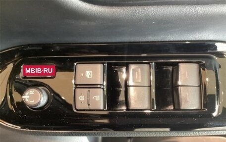 Toyota Noah III, 2018 год, 1 980 000 рублей, 12 фотография