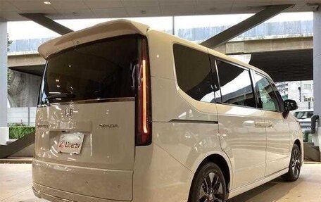 Honda Stepwgn, 2025 год, 2 750 000 рублей, 5 фотография